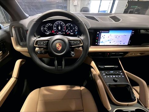 New 2026 Porsche Cayenne AWD/4WD image 18