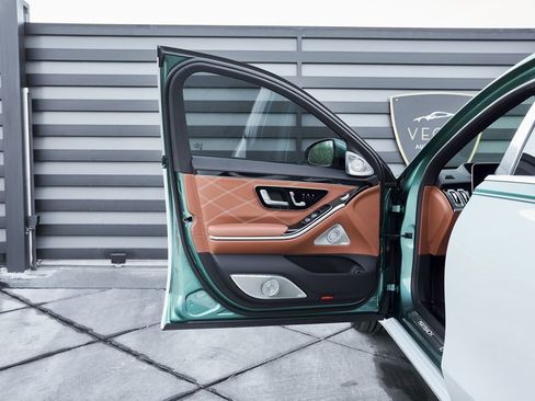 Used 2026 Mercedes-Benz Maybach S 680 4MATIC image 34