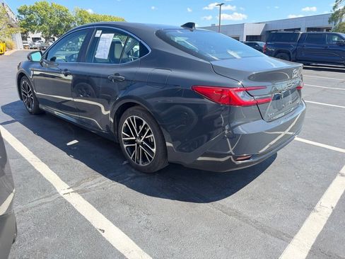 Used 2026 Toyota Camry XLE FWD image 7