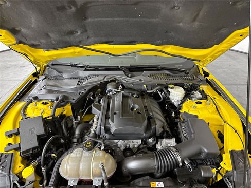 Used 2017 Ford Mustang Premium image 30