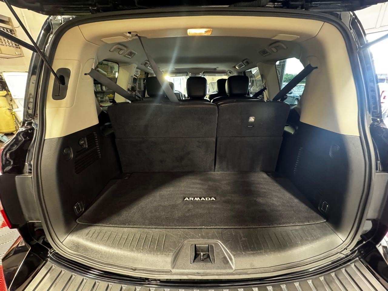 Used 2022 Nissan Armada SL AWD/4WD image 13
