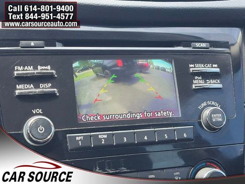 Used 2017 Nissan Rogue SV FWD image 19