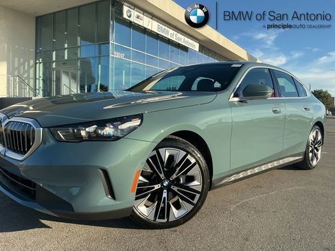 Certified 2024 BMW 530i xDrive w/ M Sport Package image 1