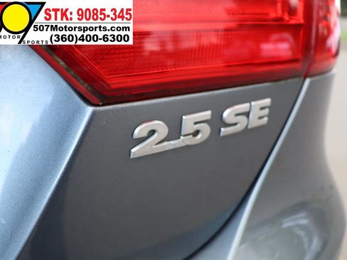 Used 2012 Volkswagen Jetta SE FWD image 16