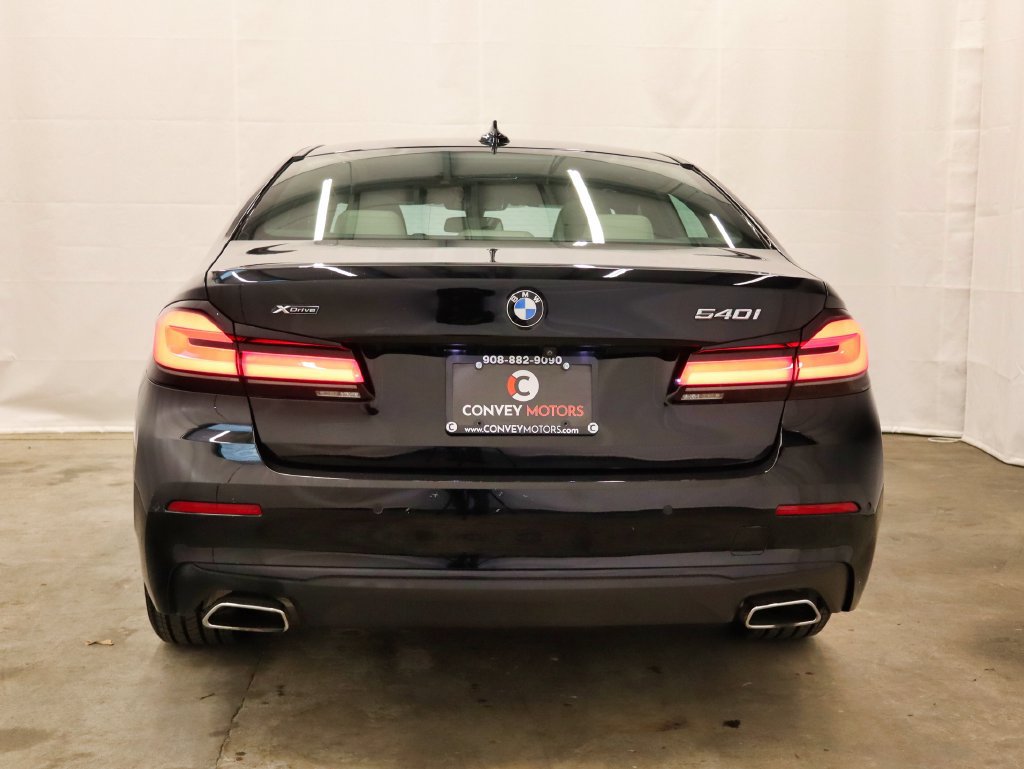 Used 2021 BMW 540i xDrive w/ Premium Package AWD/4WD image 5