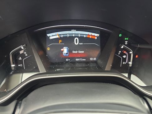 Used 2018 Honda CR-V Touring image 19