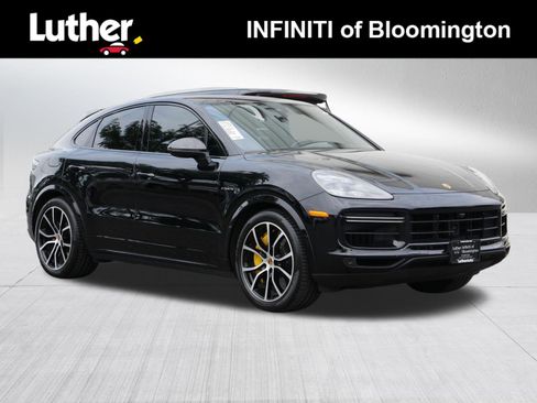 Used 2020 Porsche Cayenne Turbo S image 1