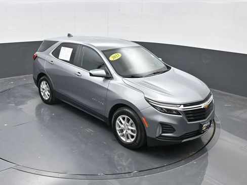 Used 2023 Chevrolet Equinox LT FWD image 1