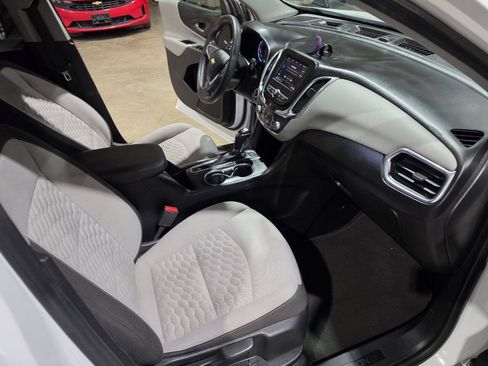 Used 2020 Chevrolet Equinox LT AWD/4WD image 31