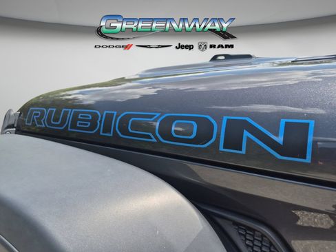 Used 2022 Jeep Wrangler Unlimited Rubicon 4xe w/ Cold Weather Group AWD/4WD image 29