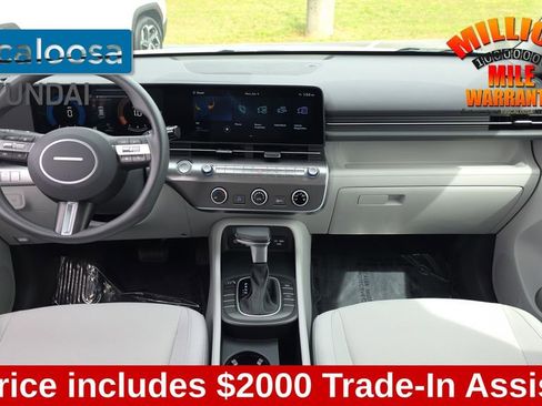 Used 2025 Hyundai Kona SE FWD image 25
