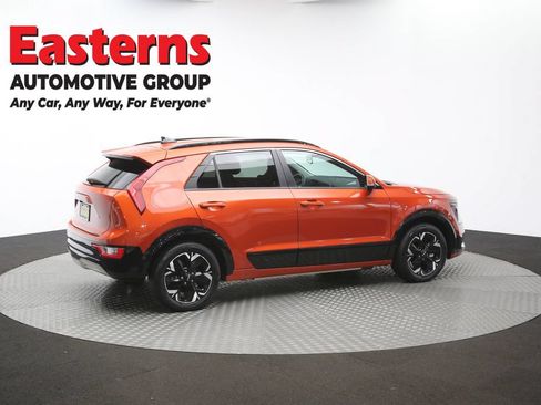 Used 2023 Kia Niro Wind w/ Wind Preserve Package FWD image 40