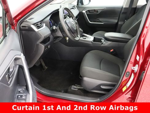 Certified 2025 Toyota RAV4 LE image 14