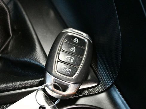 Used 2022 Hyundai Elantra N Line FWD image 70