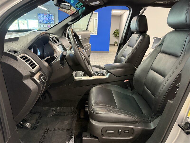 Used 2015 Ford Explorer XLT w/ Equipment Group 202B AWD/4WD image 10
