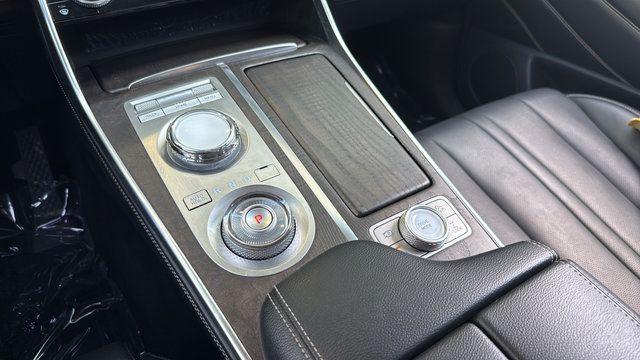 Used 2024 Genesis GV80 2.5T AWD/4WD image 23