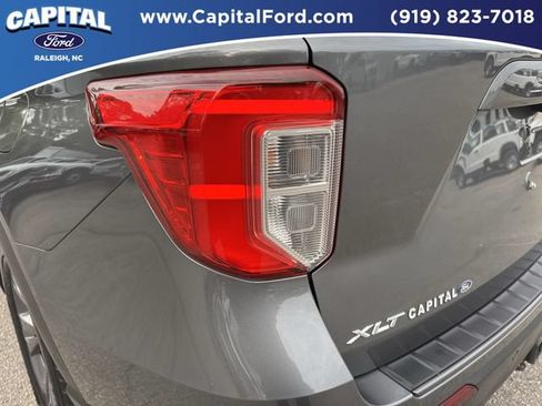 Certified 2022 Ford Explorer XLT w/ Equipment Group 202A AWD/4WD image 15