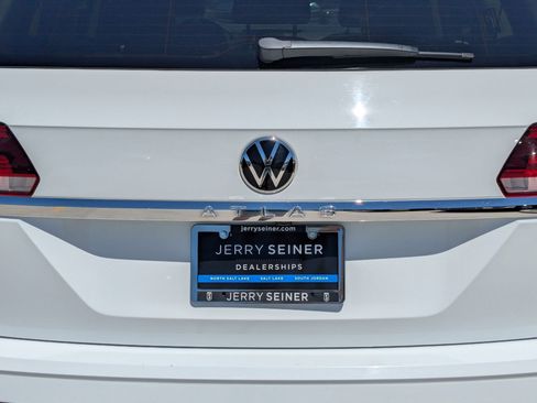 Used 2023 Volkswagen Atlas SE AWD/4WD image 14
