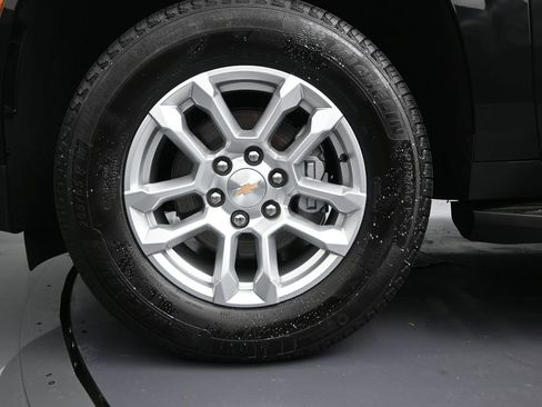 Used 2026 Chevrolet Tahoe LS image 10