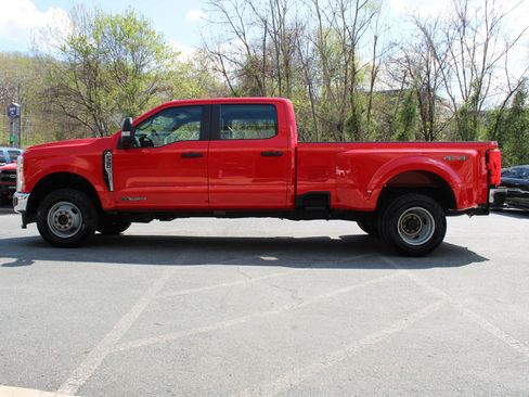 Used 2023 Ford F350 XL w/ XL Chrome Package image 22