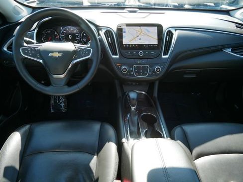 Used 2024 Chevrolet Malibu LT image 13