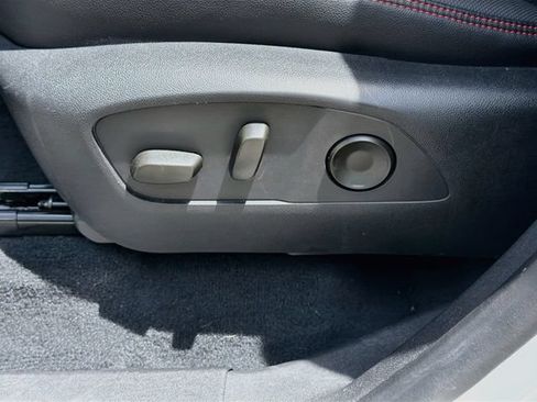 Used 2024 Chevrolet Traverse RS w/ LPO, Floor Liner Package AWD/4WD image 25