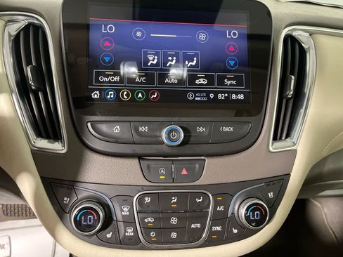 Used 2024 Chevrolet Malibu LT FWD image 21