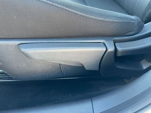 Used 2025 Nissan Sentra SV image 22