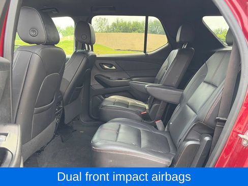 Used 2022 Chevrolet Traverse RS AWD/4WD image 28