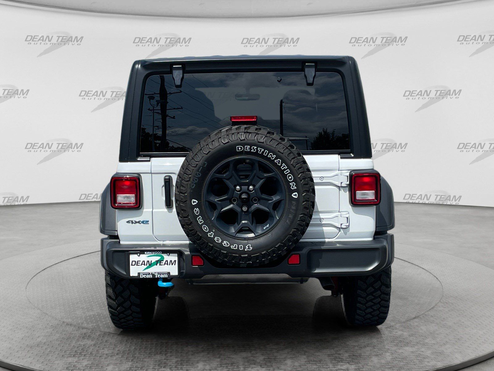 Used 2023 Jeep Wrangler Unlimited w/ 8.4" Radio Group AWD/4WD image 7