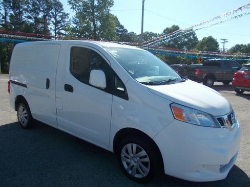 Used 2020 Nissan NV200 SV w/ Back Door Glass Package FWD image 18