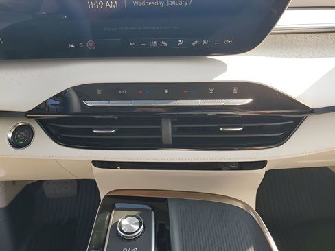 New 2026 Buick Enclave Avenir w/ Super Cruise Package image 39