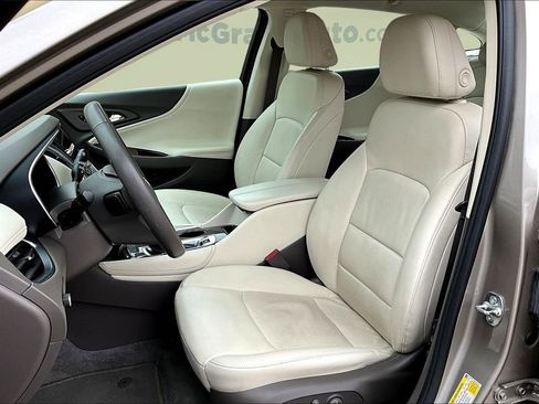 Used 2024 Chevrolet Malibu LT FWD image 20