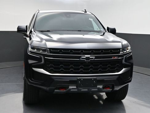 Used 2021 Chevrolet Tahoe Z71 w/ Z71 Signature Package AWD/4WD image 2