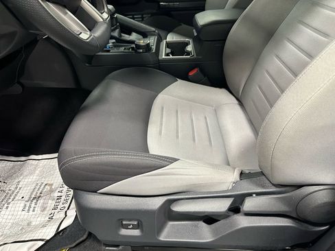 Used 2025 Toyota Tacoma TRD Off-Road image 12