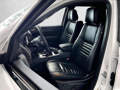 Used 2019 Jeep Grand Cherokee Limited X RWD image 27