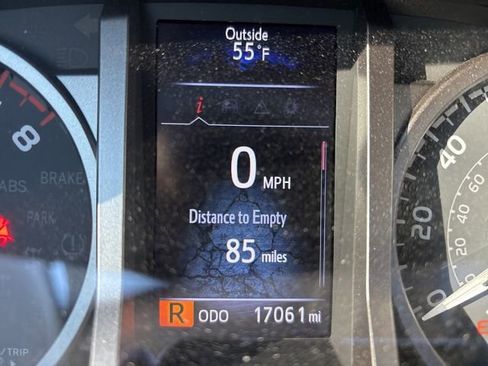 Certified 2023 Toyota Tacoma SR5 w/ Technology Package image 11