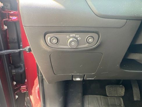 Used 2023 Buick Encore GX Essence w/ Experience Buick Package AWD/4WD image 15