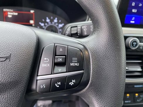 Used 2022 Ford Escape SE image 10
