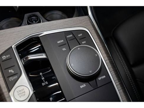 New 2026 BMW 330i xDrive Sedan w/ Convenience Package AWD/4WD image 63