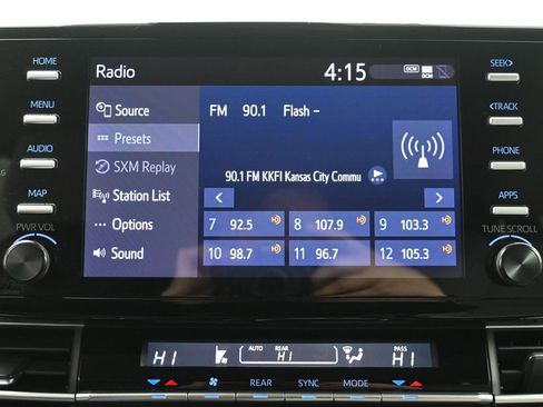 Certified 2024 Toyota Sienna LE image 22