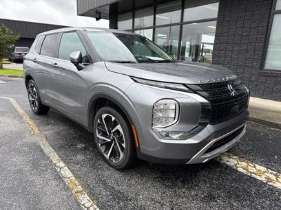Used 2024 Mitsubishi Outlander SE
