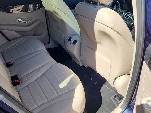 Used 2017 Mercedes-Benz GLC 300 4MATIC image 11