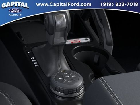 New 2026 Ford Bronco Outer Banks w/ Sasquatch Package AWD/4WD image 17