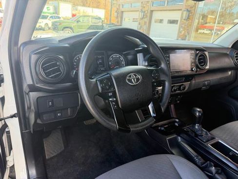 Used 2021 Toyota Tacoma SR5 image 10