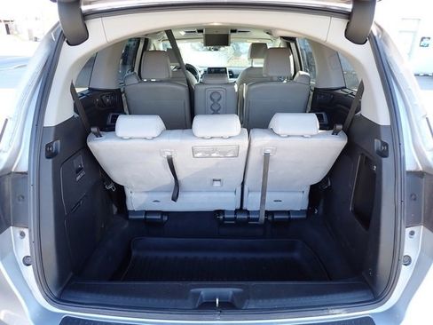 Used 2018 Honda Odyssey Elite image 7