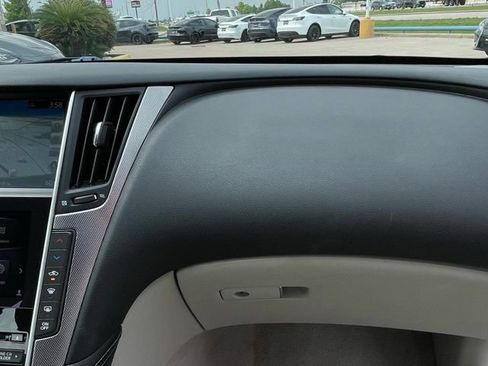 Used 2014 INFINITI Q50 Premium w/ Navigation Package RWD image 32