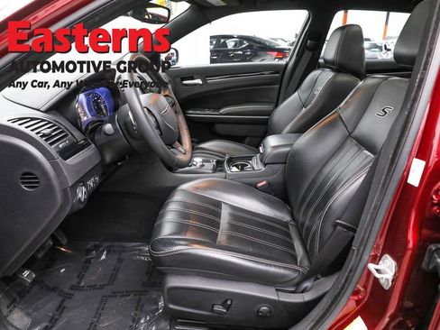 Used 2023 Chrysler 300 S image 14