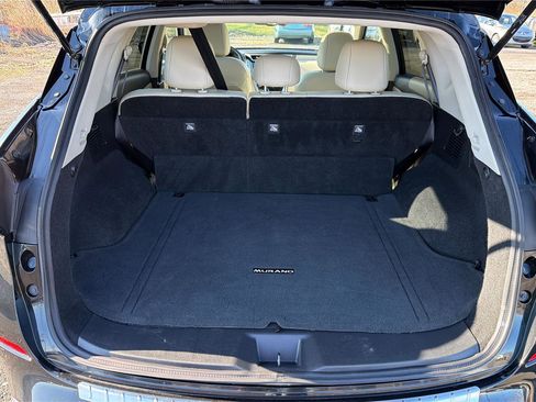 Used 2021 Nissan Murano SV w/ SV Special Edition Package image 12