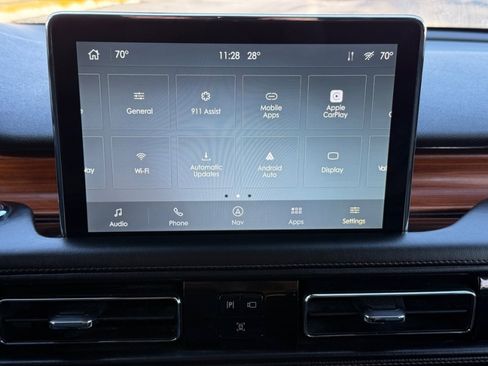 Used 2020 Lincoln Aviator Reserve w/ Equipment Group 202A image 29